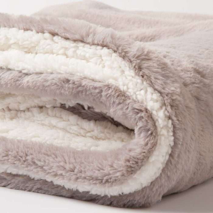 Cozy rabbit plush sherpa blanket