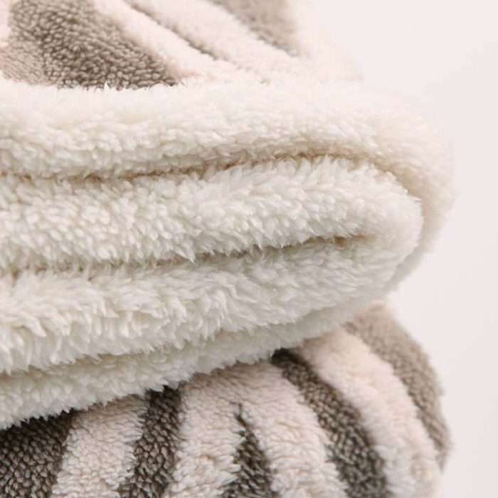 Jacquard sherpa blanket